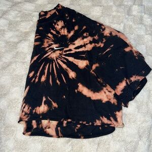 Nike Bleached Dyed Cropped Tee